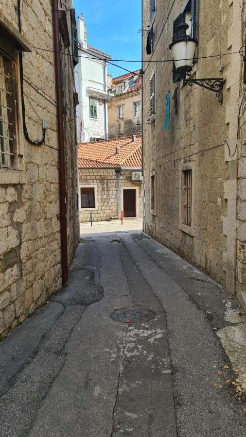 Apartment Central Old Town With Private Indoor Garage Parking Spalato Esterno foto