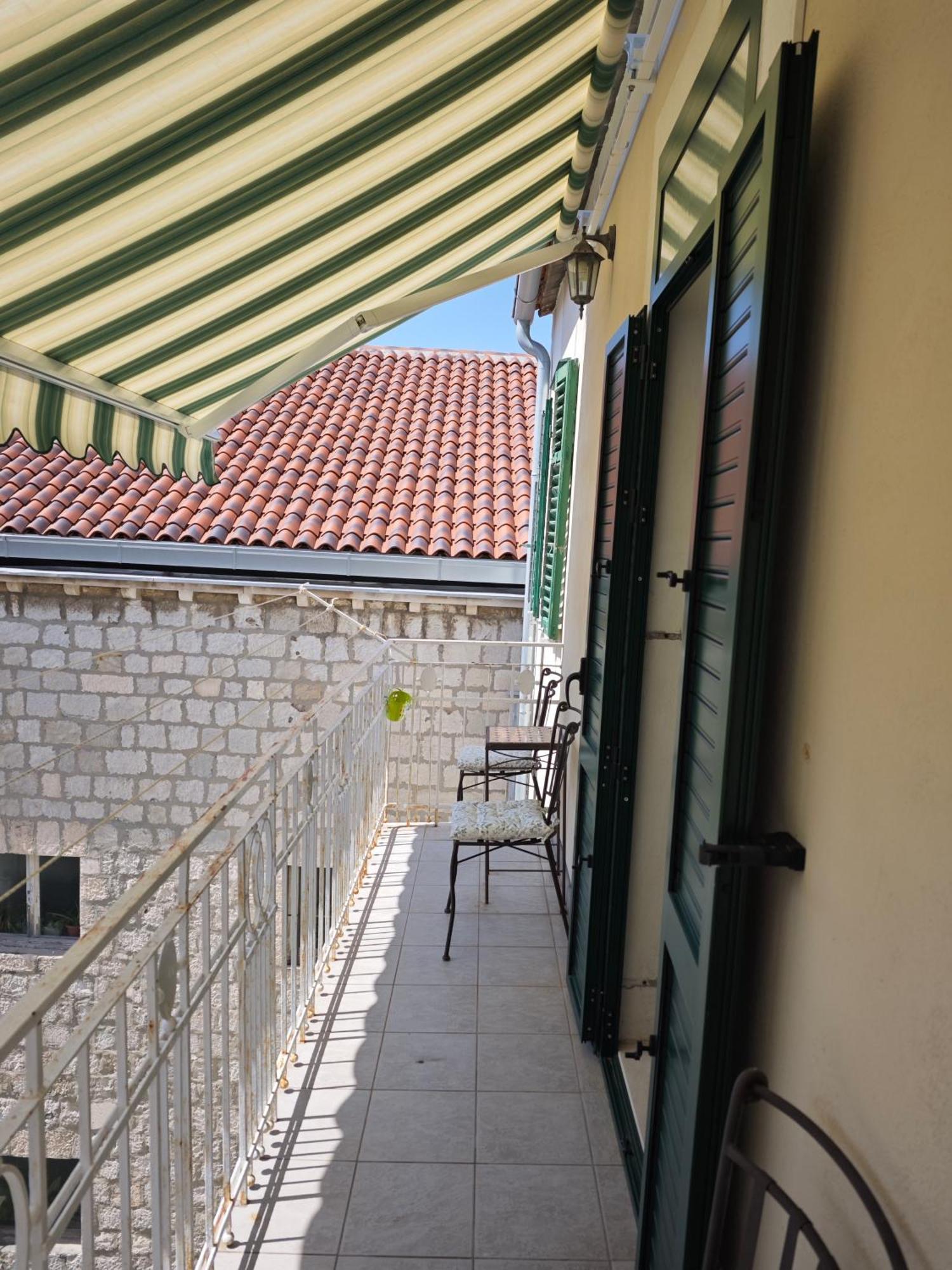 Apartment Central Old Town With Private Indoor Garage Parking Spalato Esterno foto