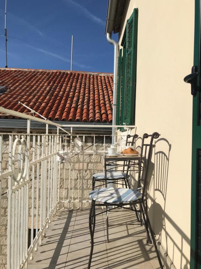 Apartment Central Old Town With Private Indoor Garage Parking Spalato Esterno foto